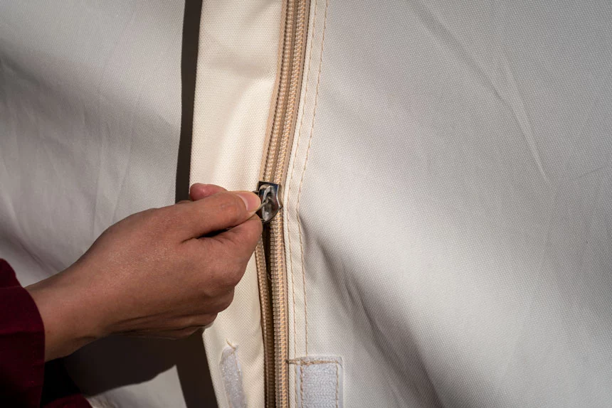 How to Lock a Tent to Ensure Security